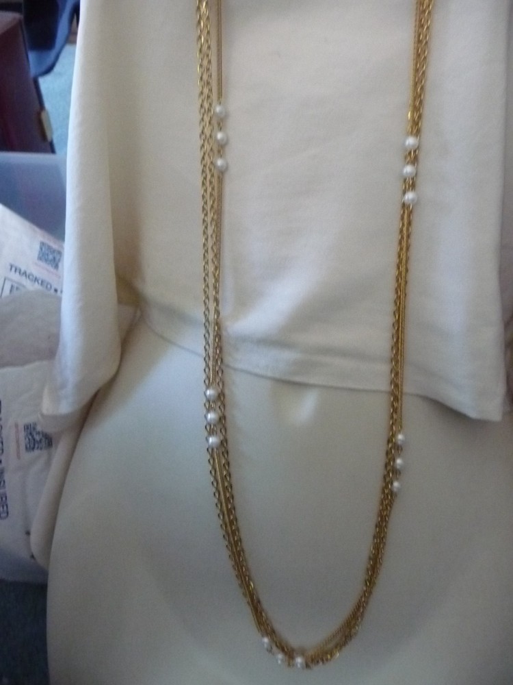 26” LONG 3 STRANDS GOLD TONE CHAINS W FAUX PEARLS NECKLACE #16/7