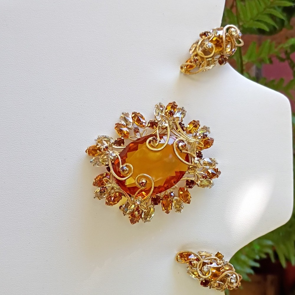 True vintage Schreiner New York broach and earrings Signed.