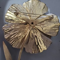 Vintage Flower Brooch In Great Condition