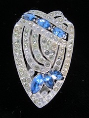 BEAUTIFUL ANTIQUE 1920’s ART DECO FAUX SAPPHIRE RHINESTONE POT METAL DRESS CLIP