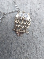 Vtg Silver Tone Articulated Owl Charm Pendant Necklace W Rhinestone Eyes