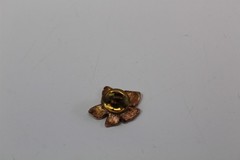 Pin Gold-Tone Alloy Floral Design With Amethyst Stone Vintage
