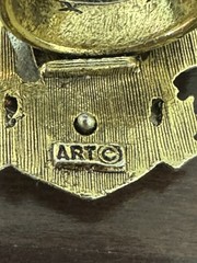 Mode Art ( signed ART) two toned detailed Shield statement ring sz 3 Or Scarf Ri