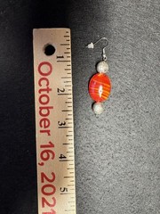 An Amberina Glass Bead 20” Necklace Matching Earrings Silver Tone Metal Spacers