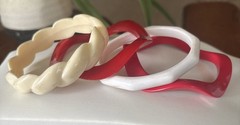 Vintage Red & White Plastic Bangle Bracelets Lot of 4 Assorted Shapes 80’s Retro