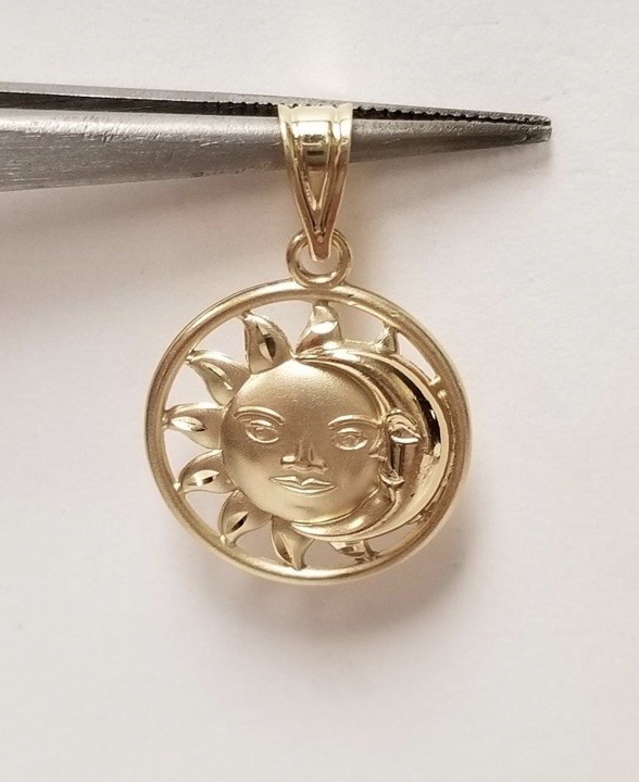 Vintage Light Weight 14kt Yellow Gold Celestial Duo Pendant
