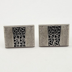 SWANK Vintage 1970 to 80s Silver Tone Textured Finish Filigree Center Cufflinks
