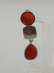 VINTAGE Silver tone red white lucite necklace CORDINATED clip earrings set