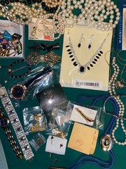 VINTAGE to Modern JEWELRY LOT 6 LBS 168 PCS RHINESTONE RING NECK WEARABLE #19