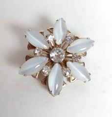 Vintage Mid Century White Flower Rhinestone Milky Bead Gold Tone Brooch Pin MCM
