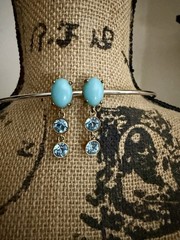 Vintage turquoise cabochon with blue crystals dangle drop clip-on earrings