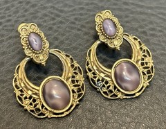 1928 Vintage 80s 90s DOOR KNOCKER Purple Marbled Cabochons Filigree EARRINGS