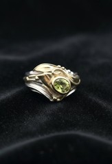 Vintage Art Nouveau Style Peridot Sterling Silver and 14K YG Vermeil Ring Size 8