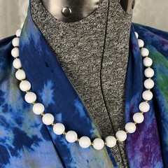 Vintage Monet Signed Jewelry Beaded Choker Necklace Classic White With Gold Tone
