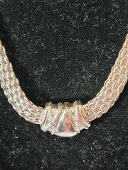 Vtg Gold Tone Mesh Choker Magnetic Necklace 17.5 Long Heavy Great For Any Event