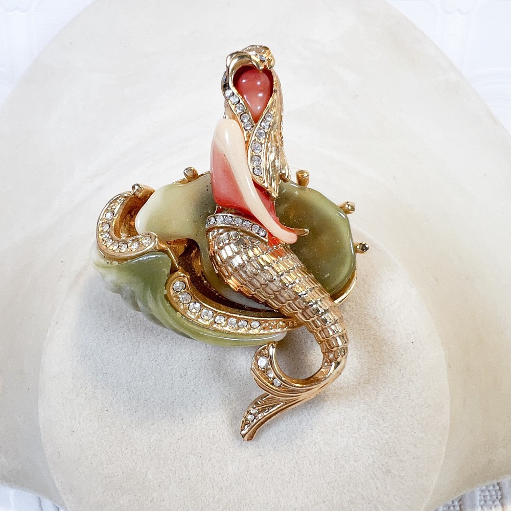 Vintage Hattie Carnegie Mermaid Brooch Green Peach Rhinestones Nymph in Shell
