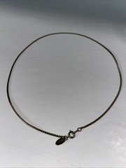 K78 VINTAGE MEDICI GOLD TONE CHAIN NECKLACE 18”