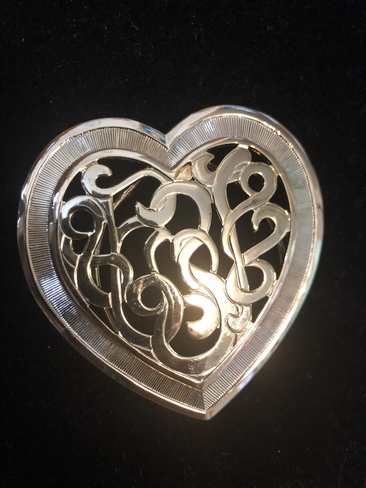 Vintage Large Gold Tone Open Work Heart Scarf Slide Clip