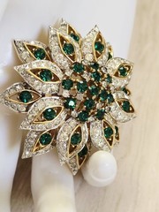 Vintage Jomaz Joseph Mazar Gold Rhinestone Flower Brooch Signed Jomaz