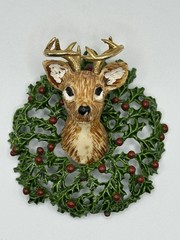 Rare L. Razza Christmas Deer Head Wreath Pin Brooch