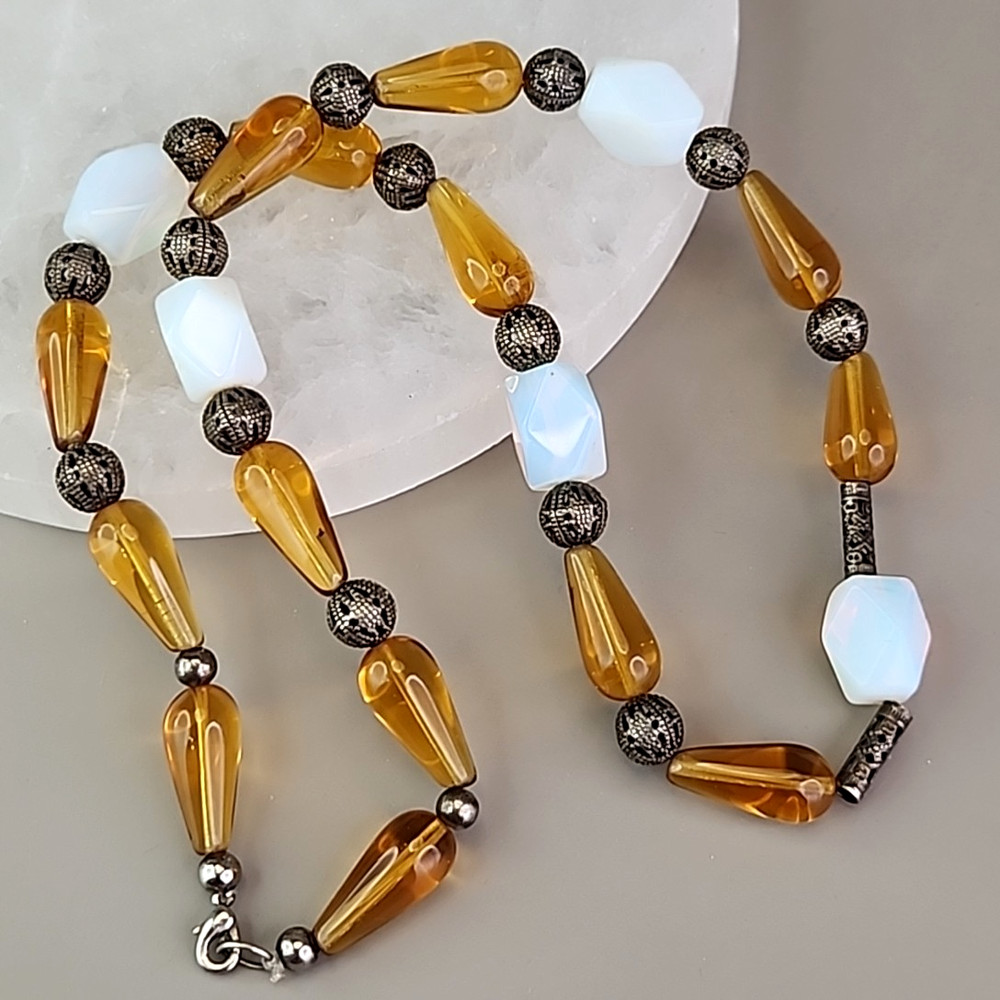 Vintage Glass Beaded Necklace Opalite Brown Teardrop 19″