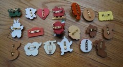 Lot of 20 Hallmark Pins Brooch Christmas Holiday Santa Thanksgiving Turkey Pin