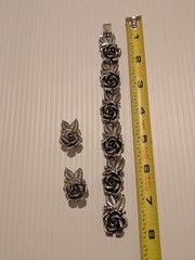 Vintage Peruzzi Bracelet & Clip-On Earrings Set Signed 800 Silver Rose Motif