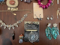 5+ Lbs Jewelry Lot, Vintage, Costume, Modern, Semi Precious Stones & Fine