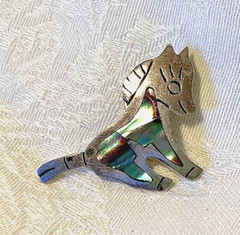 VINTAGE STERLING SILVER SITTING DONKEY BROACH W INLAID ABALONE