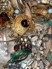 VTG Harvest Craft Repair Wear BEAUTIFUL Rhinestone Jewelry Repair High End Lot