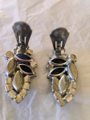 D&E Juliana Lava Glass & Blue AB Rhinestone Brooch/Earring Set Vintage Exquisite
