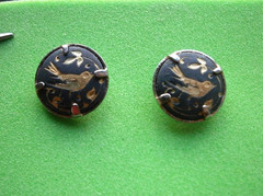 Damascene Bird Round Earrings Vintage Stud Post Earrings 9 mm Diameter ~ 1.8g