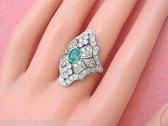 ESTATE ART DECO 2.25ctw DIAMOND & OVAL EMERALD PLATINUM STATEMENT COCKTAIL RING