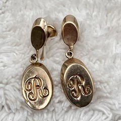 Vintage Nemo Monogram Earrings Cursive R Gold Tone Screw Backs Signed 1.5″