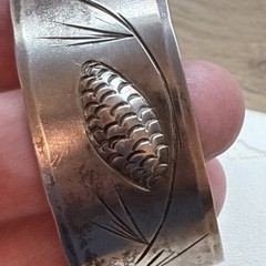 Stuart Nye Vintage Pinecone Wide Cuff Bracelet 6″ Sterling Silver 38.4 grams