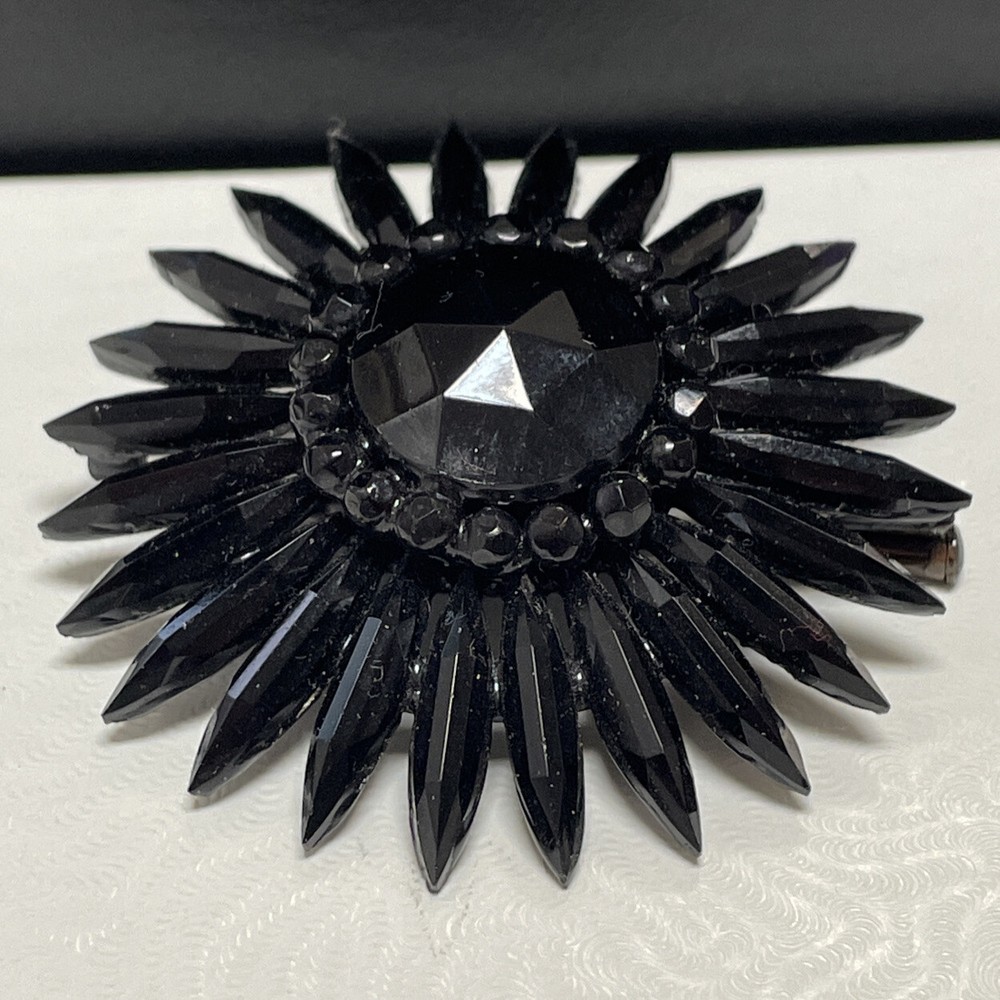 FRANCE DESIGNER SIGNED VINTAGE BLACK RHINESTONE FLOWER PIN BROOCH TROMBONE CLASP