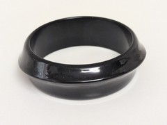 Vintage black bakelite bracelet MCM Modern “Swirl” Round Bangle