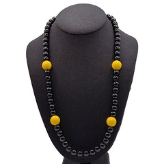 Jet Black w Bright Yellow Beaded Professional Necklace Steelers Colors 26 In