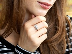 Vintage 0.78Ct Diamond and 18k White Gold Dress Ring Circa 1950