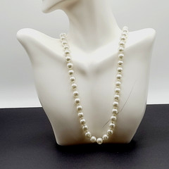 Career Classic Knotted Coated Glass Faux Pearl Silver Tone Vintage Necklace