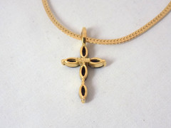 Vintage ROMAN 24 Inch Onyx Cross Gemstone Gold Tone Pendant Necklace