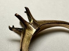 2 Vintage Gold Shell Rings, Unknown Sizes & No Stone