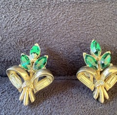 Vintage Coro emerald marquise rhinestone tension based clip-on earrings