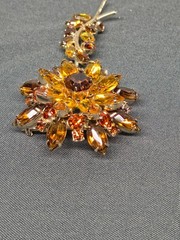Vtg Tiered Amber Topaz Rhinestone Flower Brooch 4.25″ Large Stem Pin Foil Back