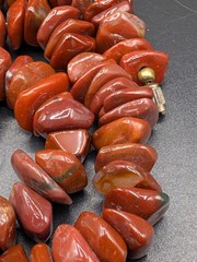 Red Jasper Polished Chunky Chip Bead Necklace