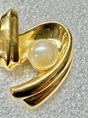 Vintage TONA abstract Seashell & Faux Pearl Golden MCM brooch