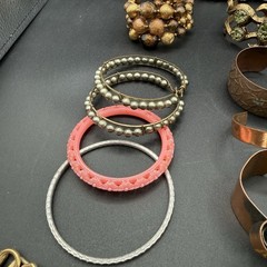 Vintage Bracelet Lot Of 31 Bracelets Costume Jewelry