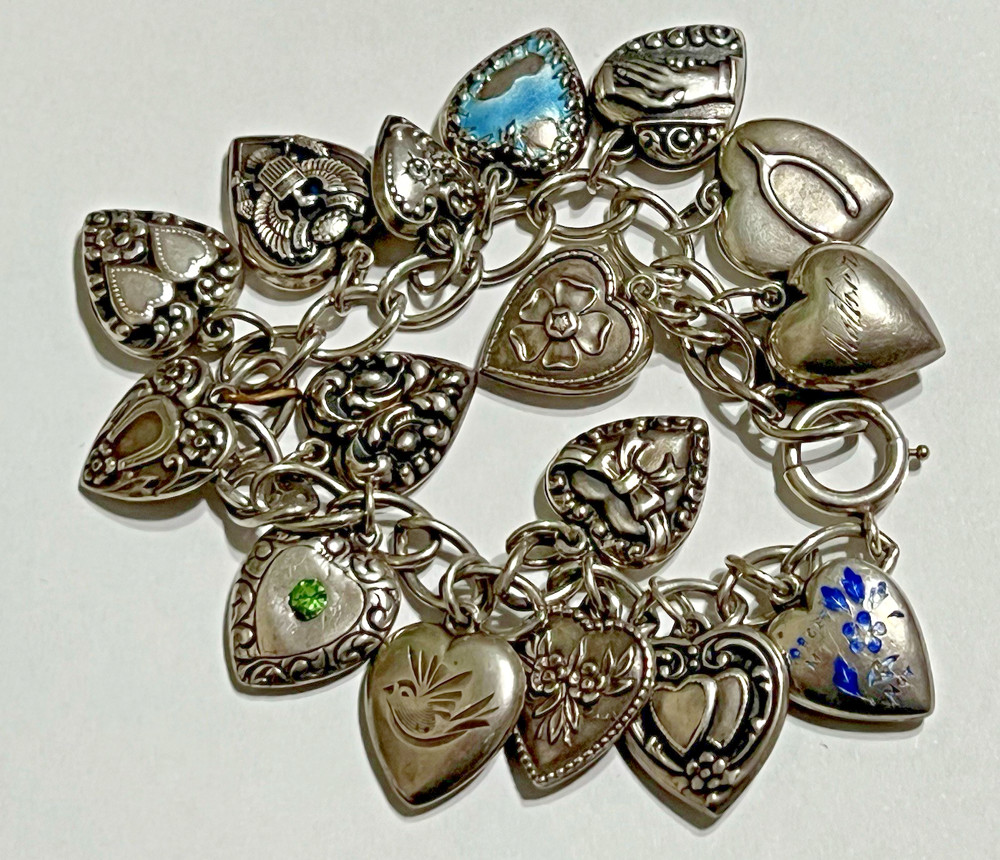 Vintage Puffy Hearts Charm Bracelet Estate Sterling Silver Heart Charms 32gr US