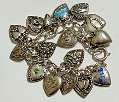 Vintage Puffy Hearts Charm Bracelet Estate Sterling Silver Heart Charms 32gr US