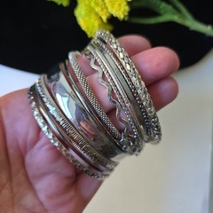 Lot Of Silver Tone Stackable Bangle Bracelets sz M L